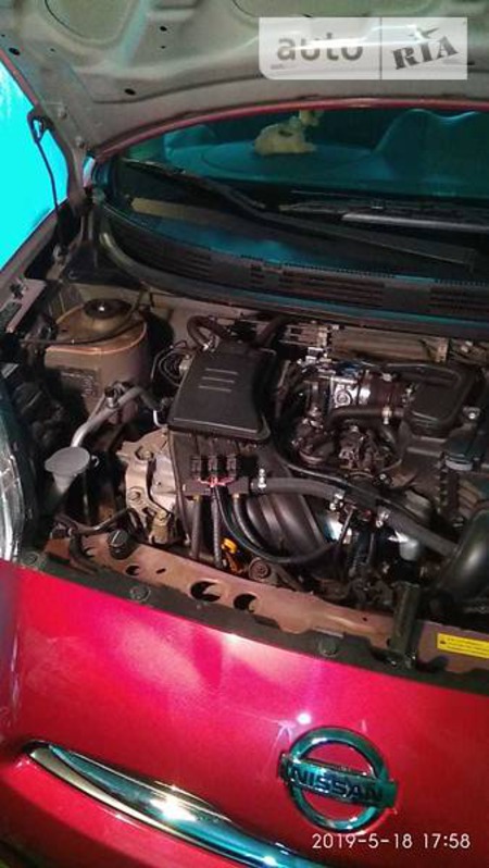 Nissan Micra 2015  випуску Луганськ з двигуном 1.2 л газ хэтчбек автомат за 10900 долл. 