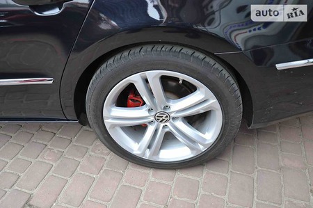 Volkswagen CC 2012  випуску Львів з двигуном 2 л бензин седан автомат за 13900 долл. 