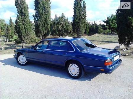 Jaguar XJ 6 1997  випуску Дніпро з двигуном 4 л бензин седан механіка за 13250 долл. 