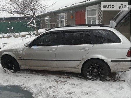 BMW 330 2000  випуску Львів з двигуном 3 л дизель універсал автомат за 2850 долл. 