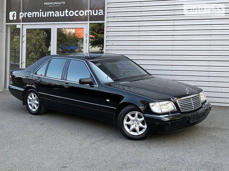 Mercedes-Benz S 600 1998  випуску Київ з двигуном 6 л бензин седан автомат за 24500 долл. 
