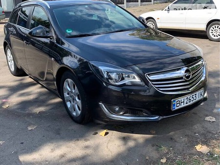 Opel Insignia 2014  випуску Одеса з двигуном 2 л дизель універсал механіка за 14000 долл. 