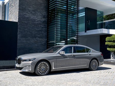 BMW 740 2020  випуску  з двигуном 3 л бензин седан автомат за 2614176 грн. 