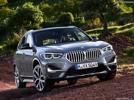 BMW X1 2020  випуску  з двигуном 2 л бензин позашляховик автомат за 901537 грн. 
