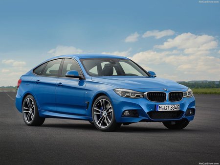 BMW 330 2020  випуску  з двигуном 2 л бензин ліфтбек механіка за 1481803 грн. 