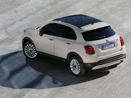 Fiat 500 X 2020  випуску  з двигуном 1.4 л бензин кросовер автомат за 524900 грн. 
