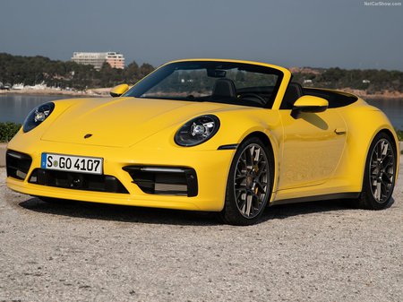 Porsche 911 2020  випуску  з двигуном 3 л бензин кабріолет автомат за 5097810 грн. 