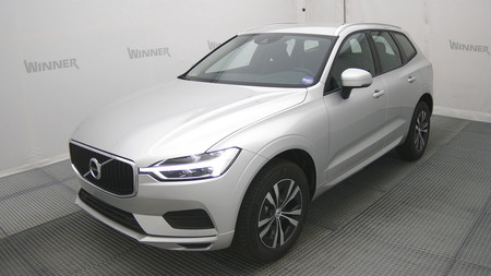 Volvo XC60 2020  випуску  з двигуном 2 л бензин кросовер автомат за 1329477 грн. 