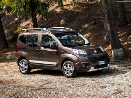 Fiat Qubo 2021  випуску  з двигуном 1.4 л бензин мінівен механіка за 350900 грн. 