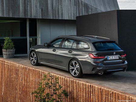 BMW 320 2020  випуску  з двигуном 2 л дизель універсал механіка за 1160996 грн. 
