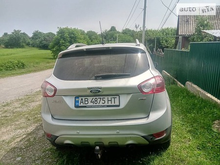 Ford Kuga 2010  випуску Вінниця з двигуном 2 л дизель позашляховик механіка за 10999 долл. 