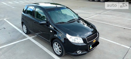 Chevrolet Aveo 2011  випуску Харків з двигуном 1.5 л  хэтчбек автомат за 6850 долл. 
