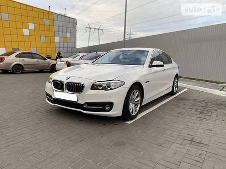 BMW 520 2016  випуску Київ з двигуном 2 л дизель седан автомат за 31000 долл. 