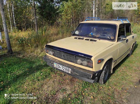 Lada 2105 1983  випуску Житомир з двигуном 0 л бензин седан механіка за 20000 грн. 