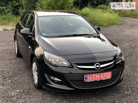 Opel Astra 2012  випуску Вінниця з двигуном 0 л дизель універсал механіка за 8999 долл. 