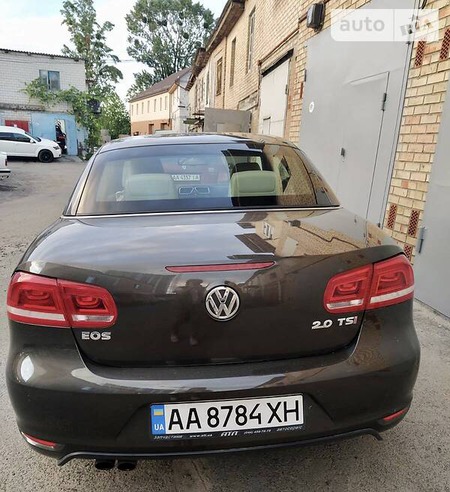 Volkswagen Eos 2012  випуску Київ з двигуном 2 л бензин купе автомат за 13700 долл. 