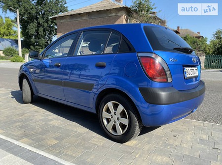 KIA Rio 2009  випуску Запоріжжя з двигуном 1.4 л бензин хэтчбек механіка за 4950 долл. 