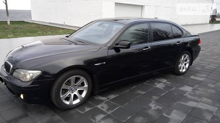 BMW 760 2005  випуску Кропивницький з двигуном 6 л бензин седан автомат за 9100 долл. 