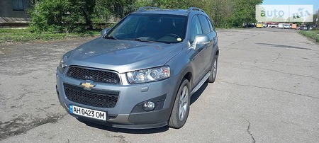 Chevrolet Captiva 2012  випуску Донецьк з двигуном 2.2 л дизель позашляховик механіка за 12900 долл. 