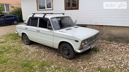 Lada 2103 1988  випуску Івано-Франківськ з двигуном 0 л  седан  за 850 долл. 