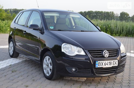 Volkswagen Polo 2006  випуску Хмельницький з двигуном 1.4 л бензин хэтчбек механіка за 5499 долл. 