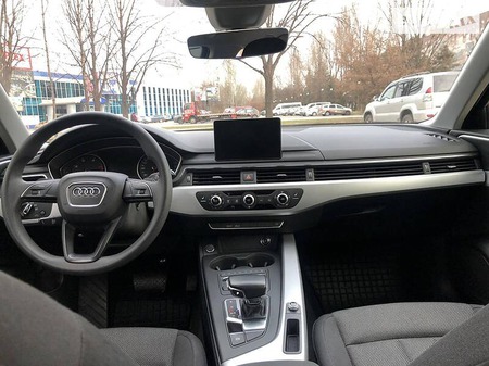 Audi A4 Limousine 2016  випуску Одеса з двигуном 2 л дизель універсал автомат за 17900 долл. 