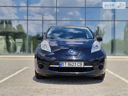 Nissan Leaf 2016  випуску Херсон з двигуном 0 л електро хэтчбек автомат за 12200 долл. 