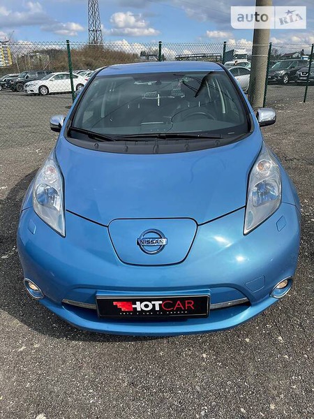 Nissan Leaf 2013  випуску Тернопіль з двигуном 0 л електро хэтчбек автомат за 7200 долл. 