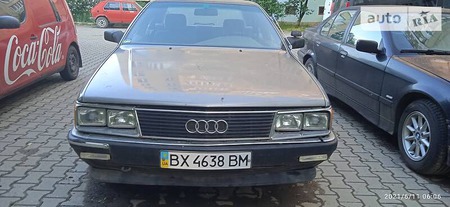 Audi 100 1990  випуску Чернівці з двигуном 2 л бензин седан механіка за 2700 долл. 