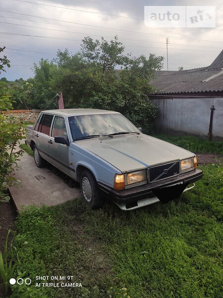 Volvo 740 1984  випуску Івано-Франківськ з двигуном 0 л дизель седан  за 700 долл. 