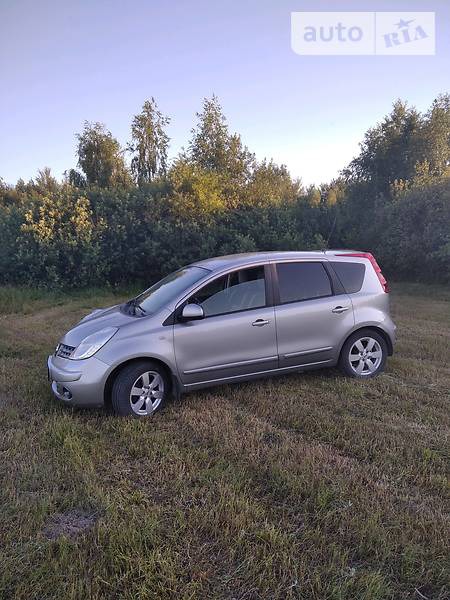 Nissan Note 2008  випуску Житомир з двигуном 1.4 л бензин мінівен механіка за 6300 долл. 