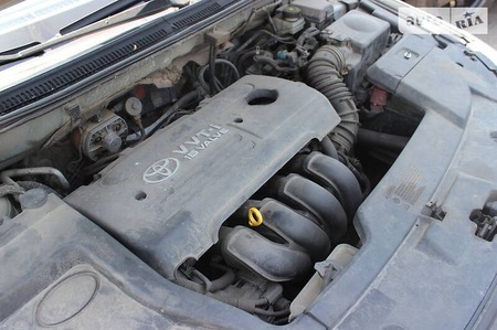 Toyota Avensis 2008  випуску Полтава з двигуном 1.8 л  седан  за 6650 долл. 