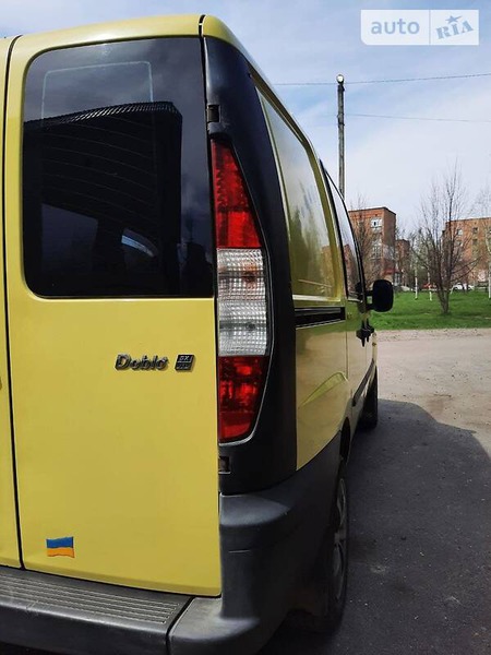 Fiat Doblo 2002  випуску Черкаси з двигуном 1.9 л дизель мінівен механіка за 4200 долл. 