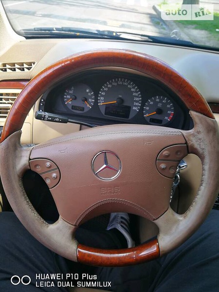 Mercedes-Benz E 430 2001  випуску Київ з двигуном 5 л  седан автомат за 7500 долл. 