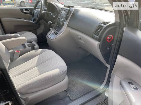 KIA Carnival 2011  випуску Київ з двигуном 2.9 л дизель мінівен автомат за 9500 долл. 