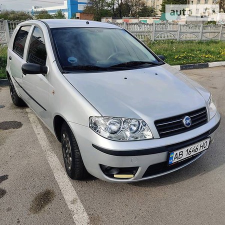 Fiat Punto 2007  випуску Вінниця з двигуном 1.2 л бензин хэтчбек механіка за 4650 долл. 