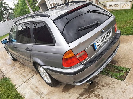 BMW 318 2003  випуску Ужгород з двигуном 2 л дизель універсал механіка за 5500 долл. 