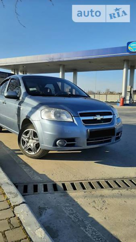 Chevrolet Aveo 2007  випуску Херсон з двигуном 1.5 л  седан механіка за 5000 долл. 