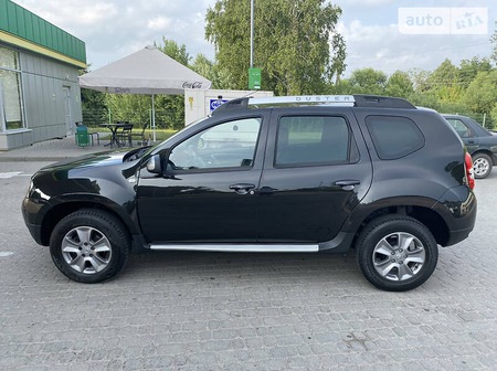 Dacia Duster 2015  випуску Луцьк з двигуном 1.5 л дизель позашляховик механіка за 11200 долл. 