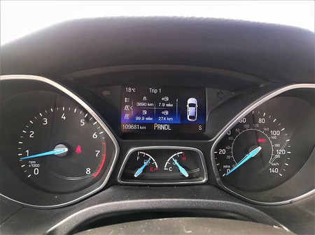 Ford Focus 2016  випуску Вінниця з двигуном 2 л бензин седан автомат за 9500 долл. 