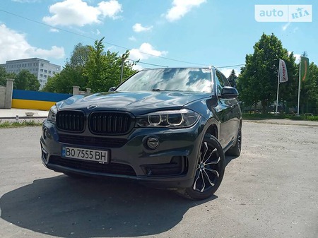 BMW X5 2014  випуску Тернопіль з двигуном 3 л бензин позашляховик автомат за 29599 долл. 