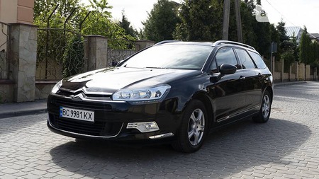 Citroen C5 2014  випуску Львів з двигуном 2 л дизель універсал автомат за 12500 долл. 