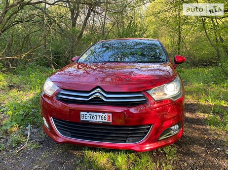 Citroen C4 2011  випуску Львів з двигуном 1.6 л бензин хэтчбек автомат за 8500 долл. 