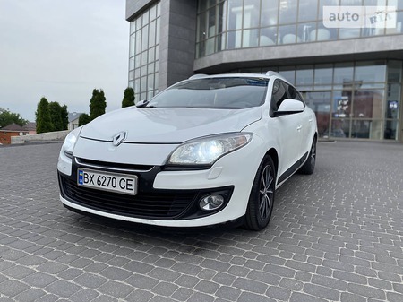 Renault Megane 2013  випуску Хмельницький з двигуном 1.5 л дизель універсал автомат за 6999 долл. 