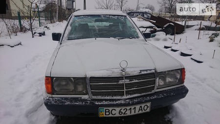 Mercedes-Benz 190 1986  випуску Львів з двигуном 1 л бензин седан автомат за 3500 долл. 