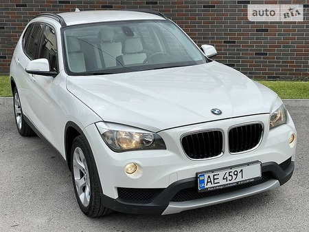 BMW X1 2013  випуску Дніпро з двигуном 2 л дизель позашляховик механіка за 12200 долл. 