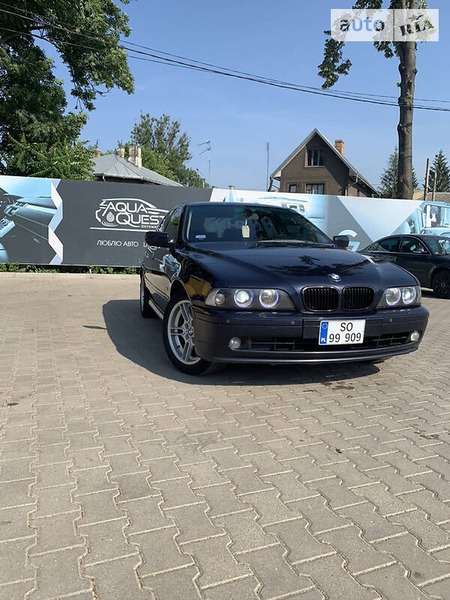 BMW 525 2021  випуску Чернівці з двигуном 2.5 л дизель седан механіка за 3750 долл. 