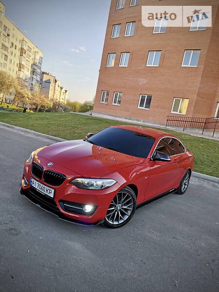 BMW 228 2014  випуску Київ з двигуном 2 л бензин купе автомат за 18900 долл. 