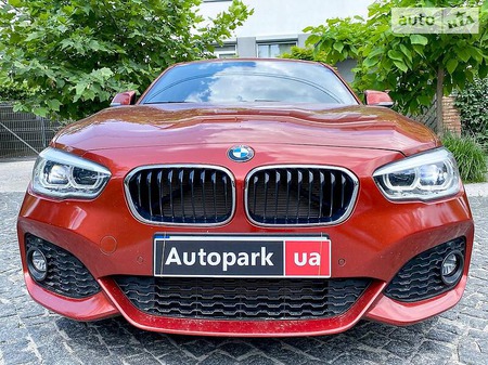 BMW 125 2017  випуску Київ з двигуном 2 л бензин хэтчбек автомат за 25990 долл. 