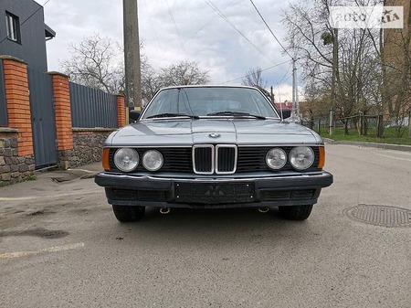 BMW 728 1983  випуску Київ з двигуном 2.8 л бензин седан механіка за 3999 долл. 